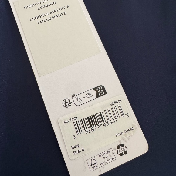 Alo yoga. Airlift Hr - Picture 10 of 16